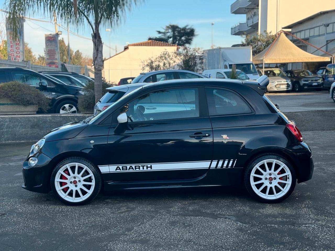 Abarth 695 1.4 Turbo T-Jet 180 CV Esseesse