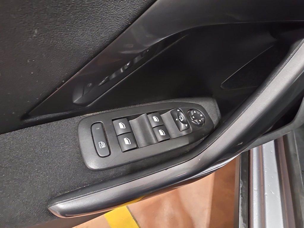 PEUGEOT 2008 1.2 puretech active s&s 82cv my18 del 2019