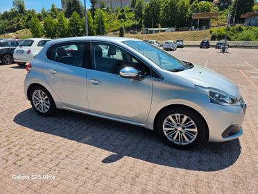 208 benzina valutiamo usato /scambio