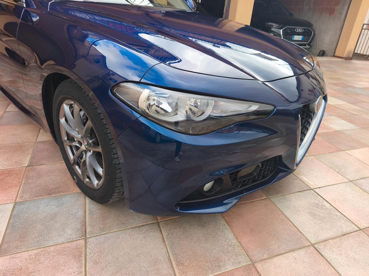 Alfa Romeo Giulia 2.2d 180 CV Manuale PROMO