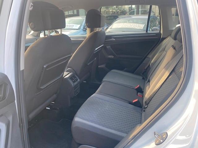 Volkswagen Tiguan 2.0 TDI DSG SPORT R-LINE 24 MESI GARANZIA