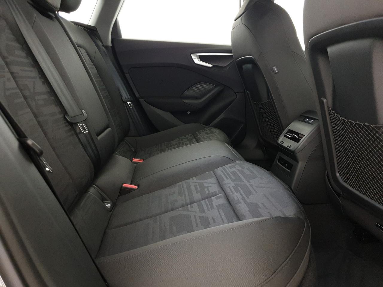 2.0e-hybrid 299CV quattro Str Business Advanced