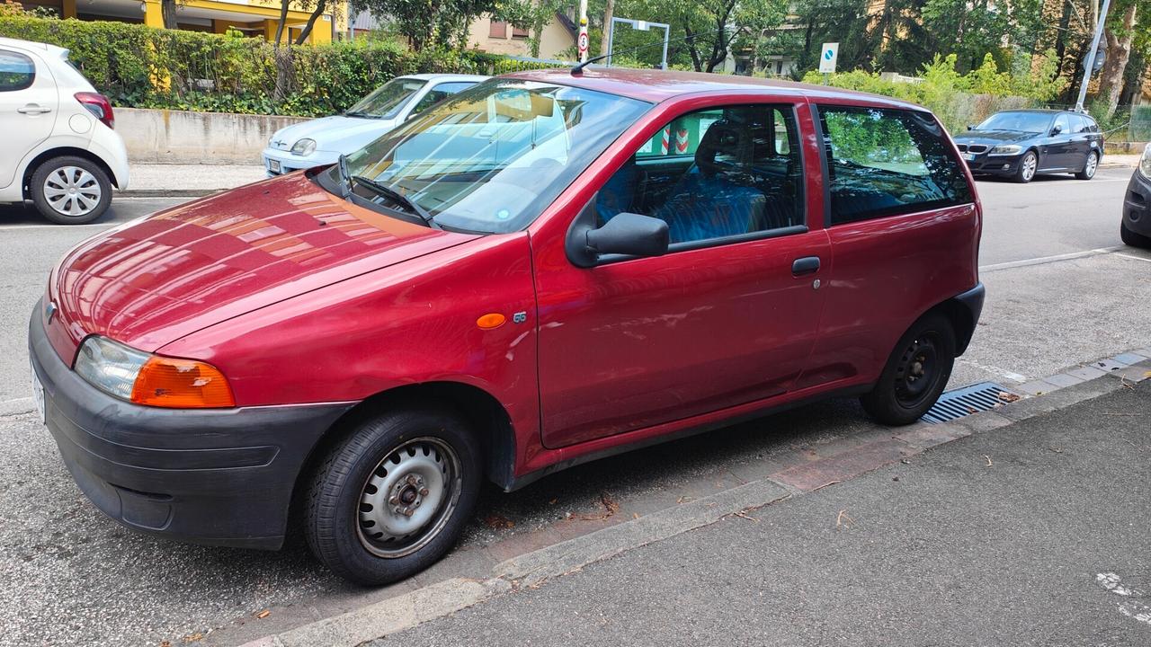 Fiat Punto 1.1 - neopatentati