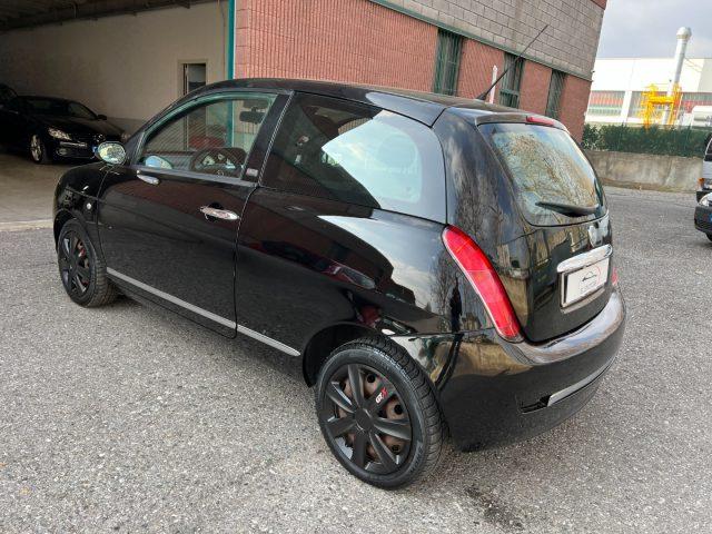 LANCIA Ypsilon Diva Neopatentati