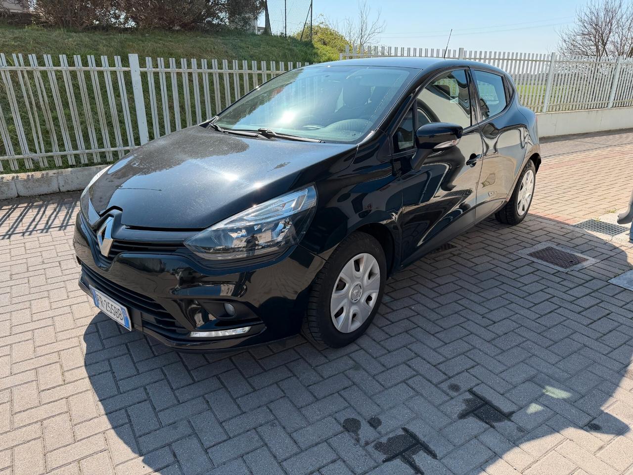 Renault Clio dCi 8V 75CV Start&Stop 5 porte Energy Zen