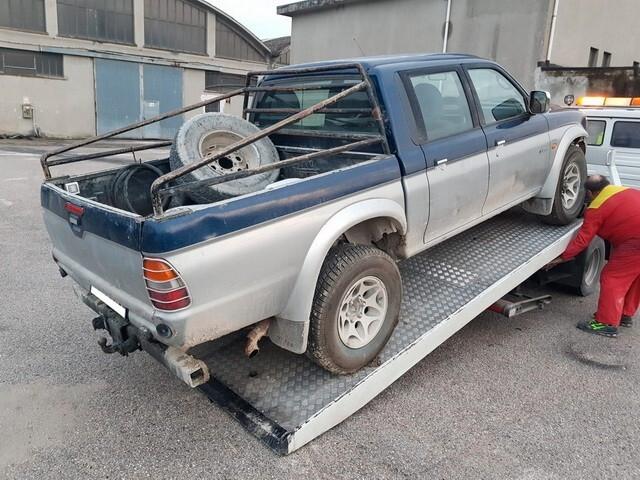 Mitsubishi L200 2.5 TD 4WD 115CV G.Traino