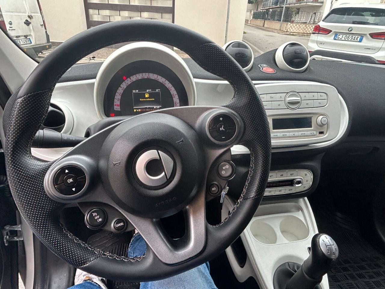 Smart ForFour 70 1.0 Passion