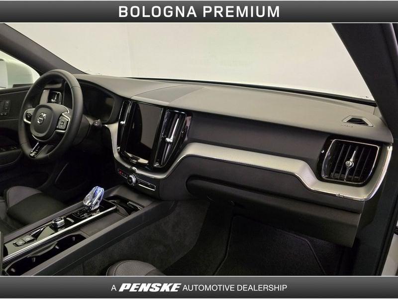 Volvo XC60 XC60 B4 (d) AWD automatico Plus Bright