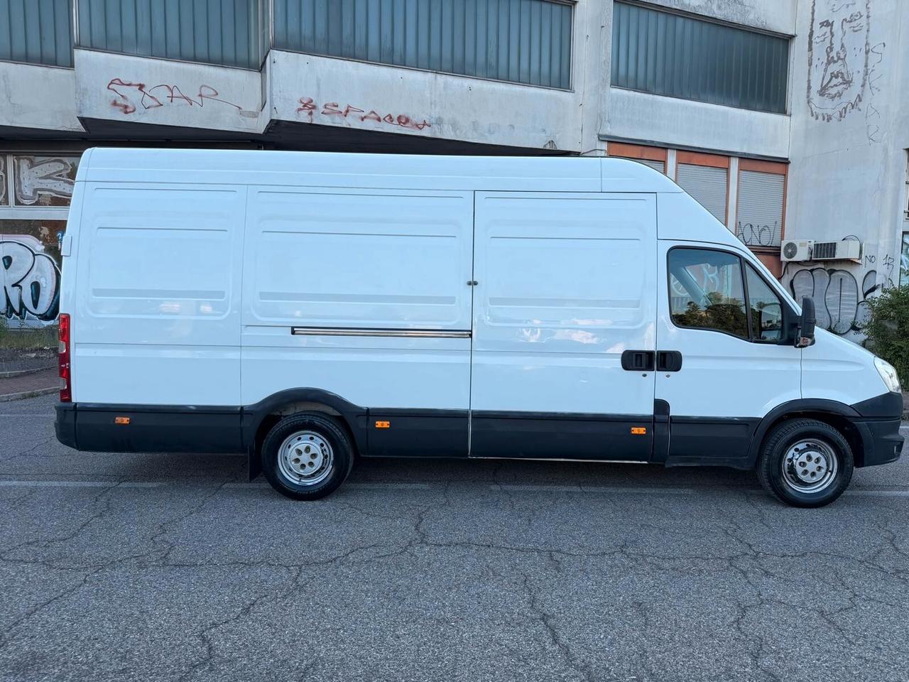 Iveco Daily 35S15V 2.3 HPT PC-TM Furgone