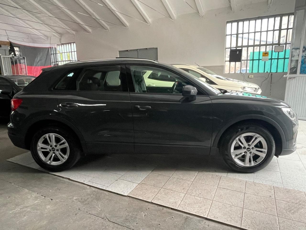 Audi Q3 35 TDI S tronic line edition