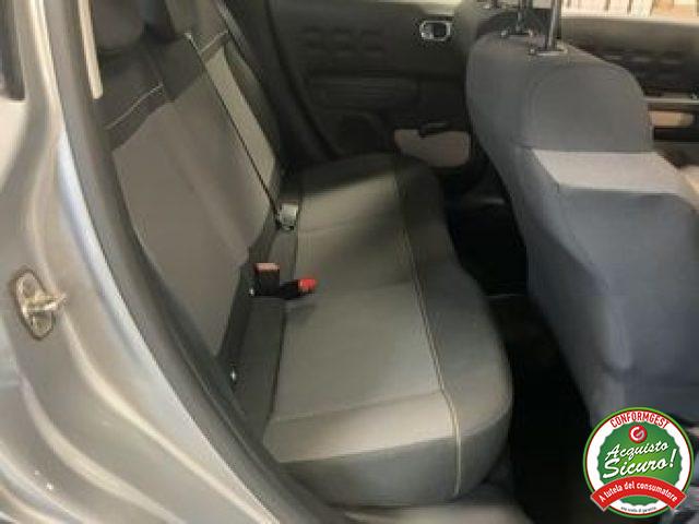 RENAULT Twingo 1.0 SCe Live ADATTA A NEO PATENTATI