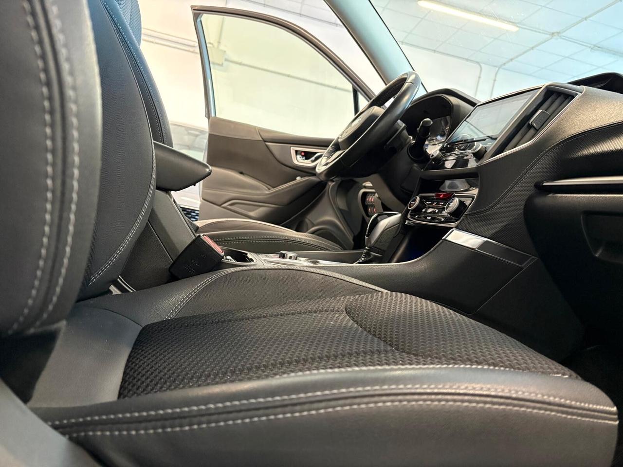 Subaru Forester STYLE 2.0 e-Boxer MHEV CVT Lineartronic UNICO PR.