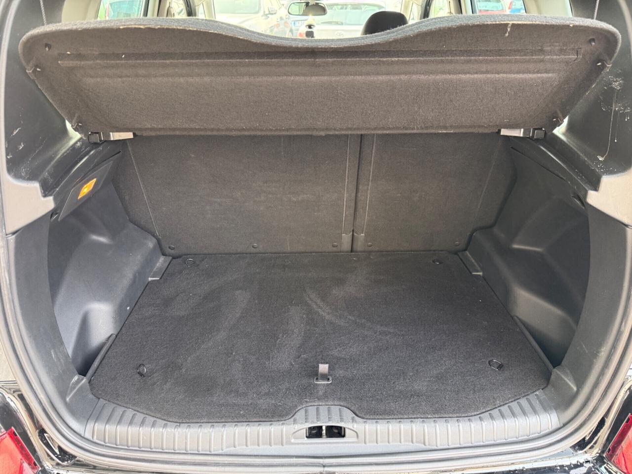 Citroen C3 Picasso 1.2 b.| CERCHI IN LEGA
