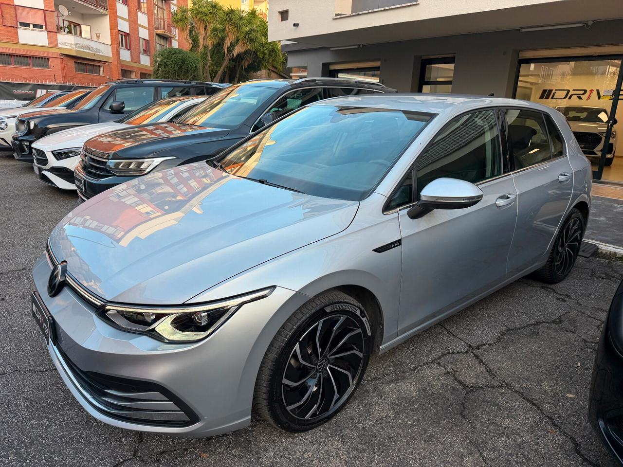VOLKSWAGEN Golf 8ª serie Golf 1.5 eTSI 130 CV ...