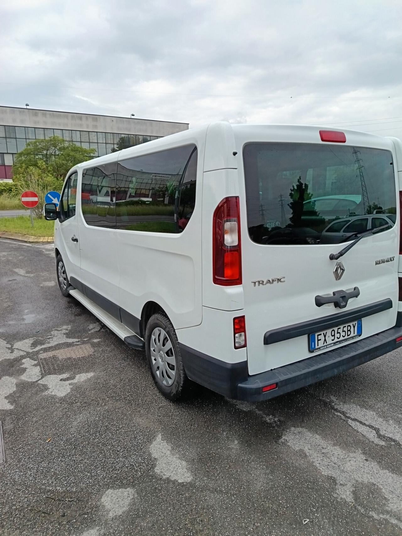 Renault Trafic T27 1.6 dCi 120CV PL 9 POSTI EURO 6