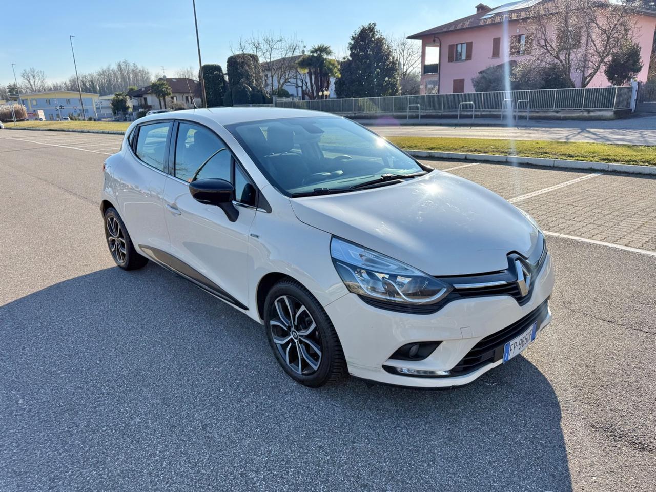 Renault Clio dCi 8V 90CV EDC Start&Stop 5P*Navi