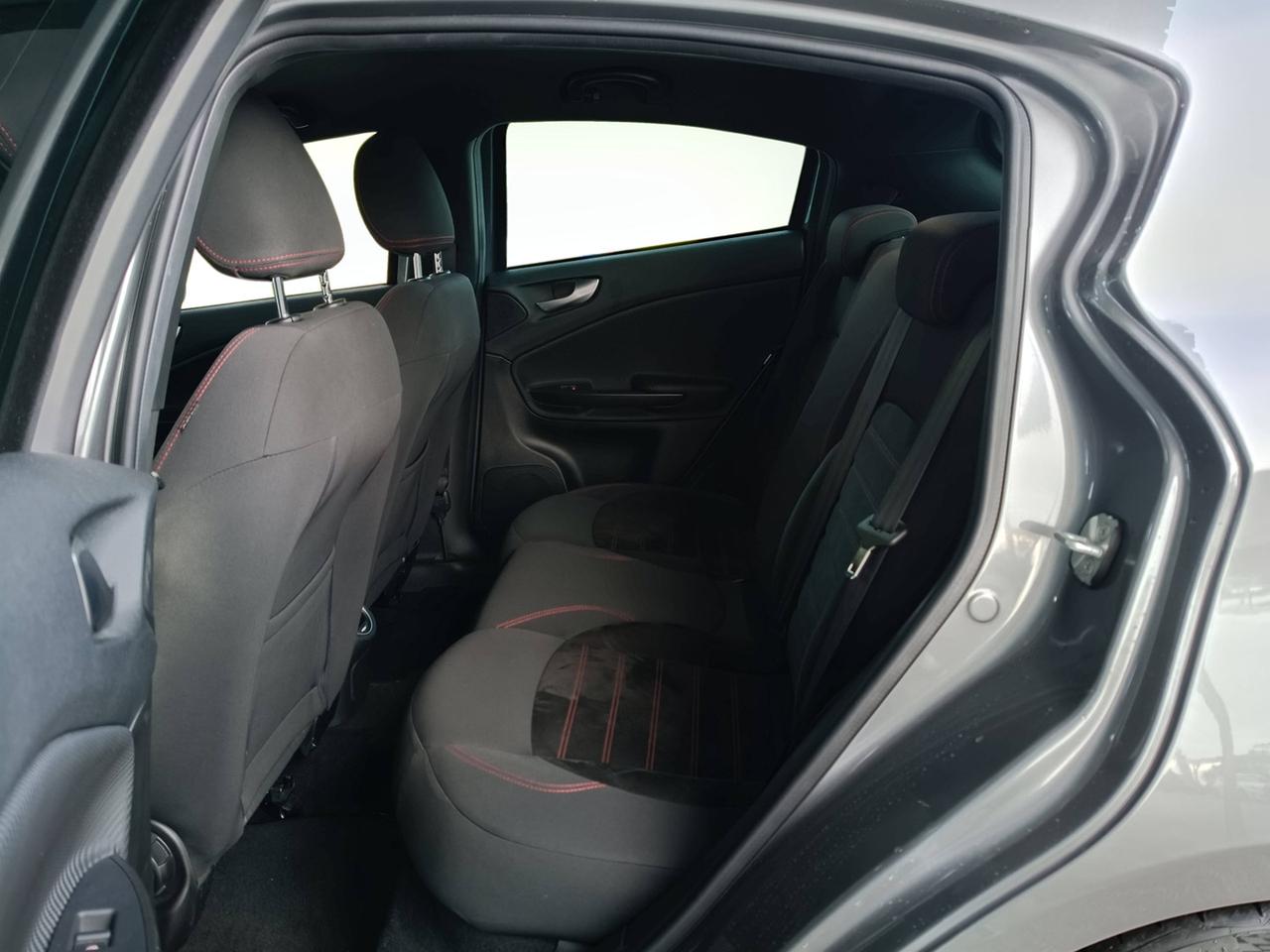 ALFA ROMEO Giulietta III 2016 - Giulietta 1.4 t. Carbon Edition 120cv