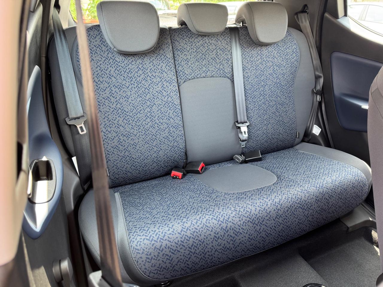 Lancia Ypsilon 1.0 FireFly 5 porte S&S Hybrid Oro