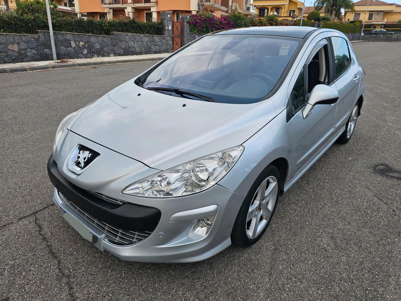 Peugeot 308 1.6 HDi 110CV 5p. Féline (6 Marce)