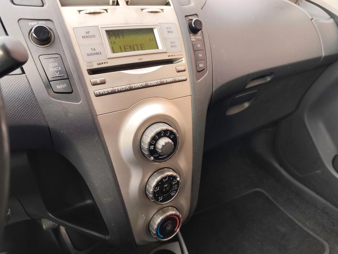 Toyota Yaris 1.0 Benz neopatentati