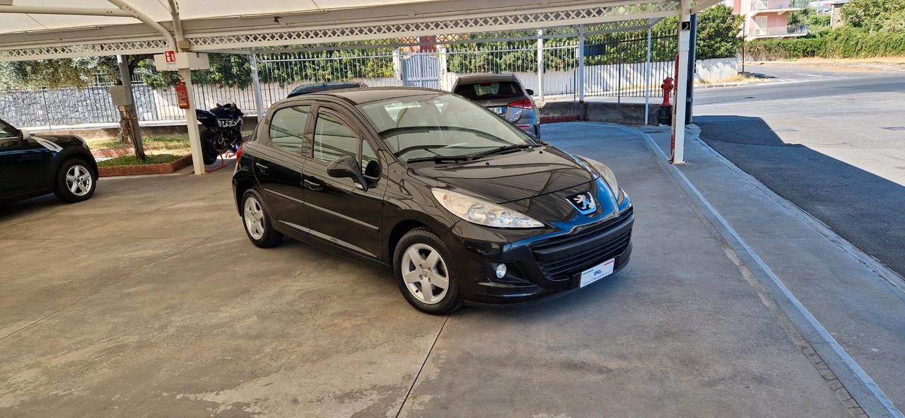 Peugeot 207 1.4 8V 75cv Energie Sport ECO GPL
