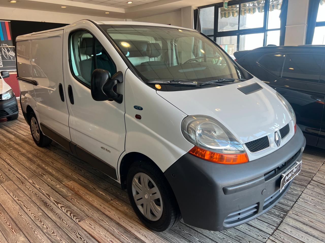 RENAULT TRAFIC 1.9 Dci / UNICO PROPRIETARIO