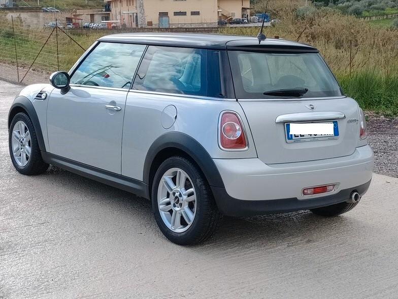 Mini Mini 1.6 16V Cooper D