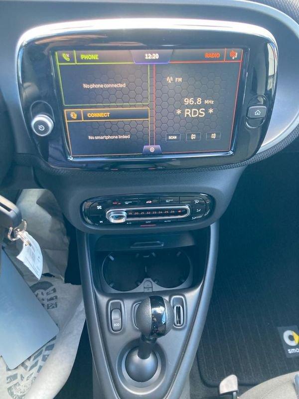 smart fortwo EQ Passion