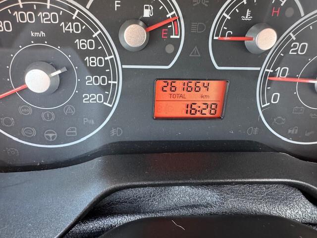Fiat Grande Punto 1.3MJT 75 5p.Van Dyn. 4pti-ok neopatentati!!