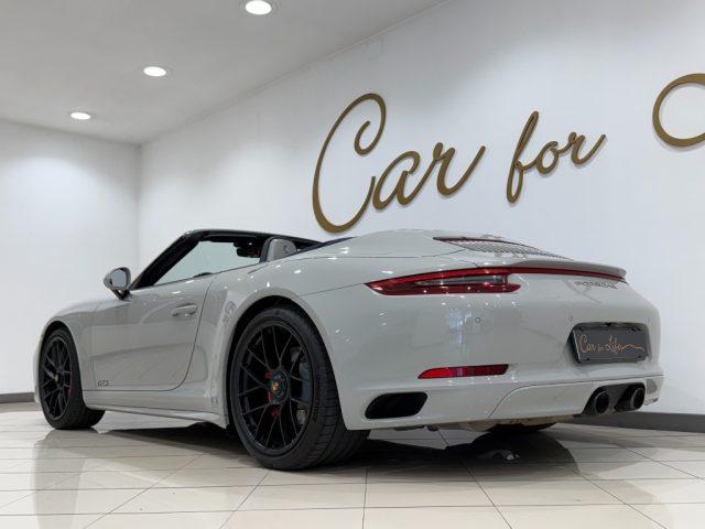 PORSCHE 911 3.0 Carrera 4 GTS Cabriolet