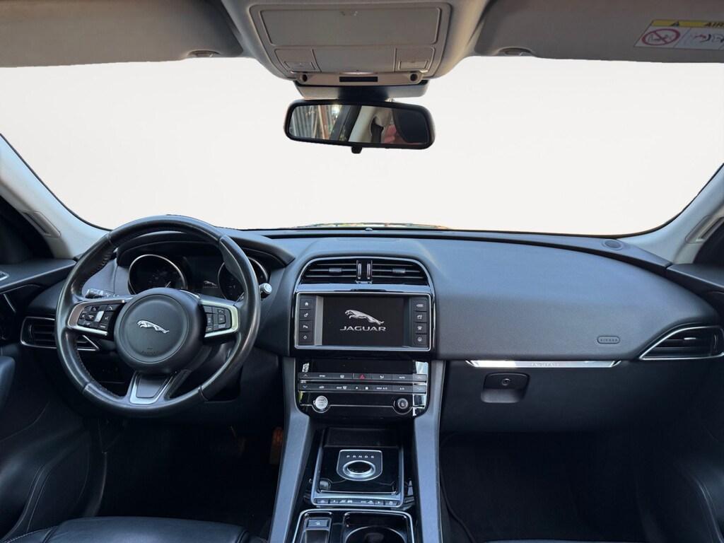 Jaguar F-Pace Prestige 180cv auto