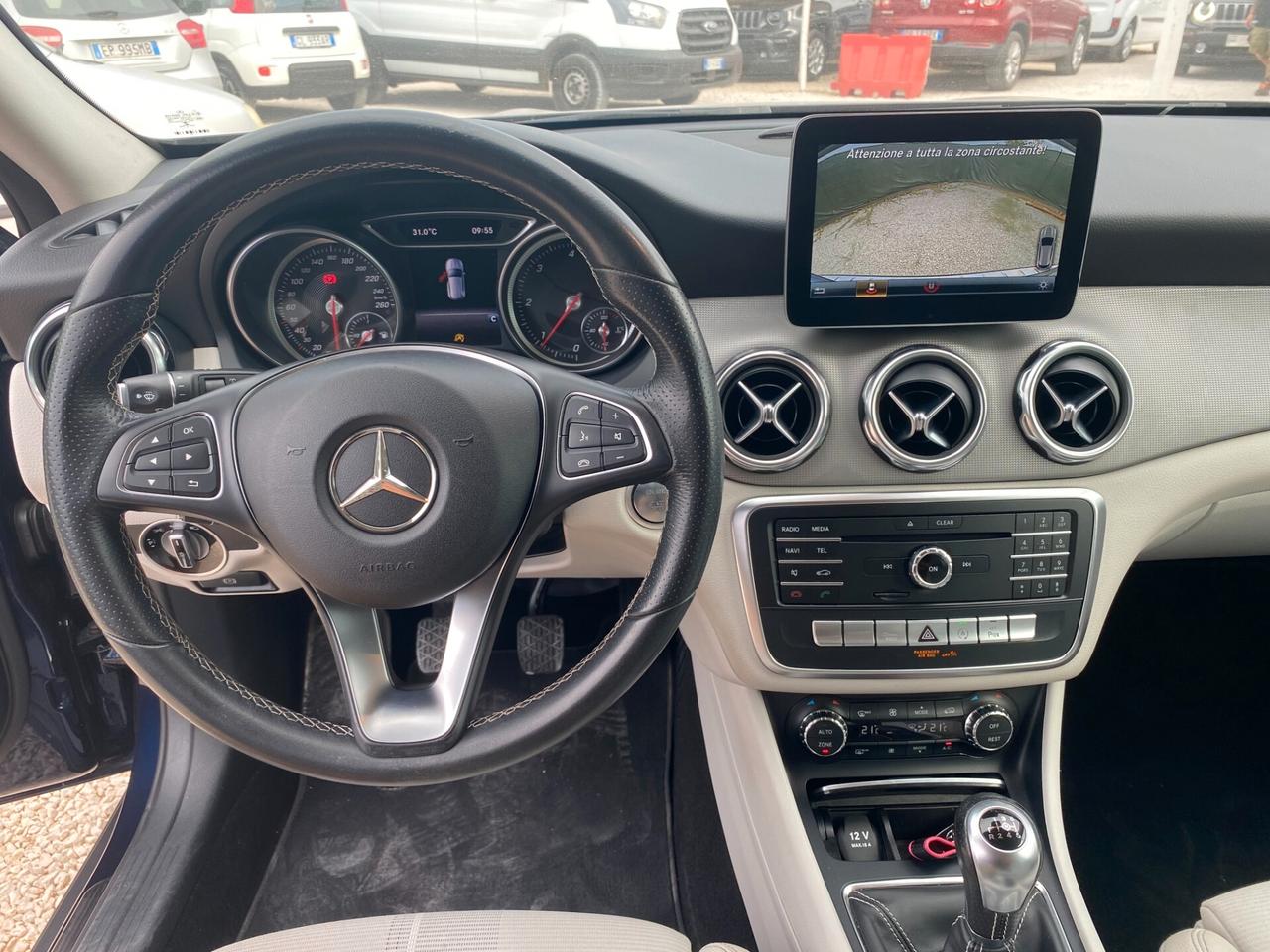 Mercedes-benz GLA 180 GLA 180 d Sport