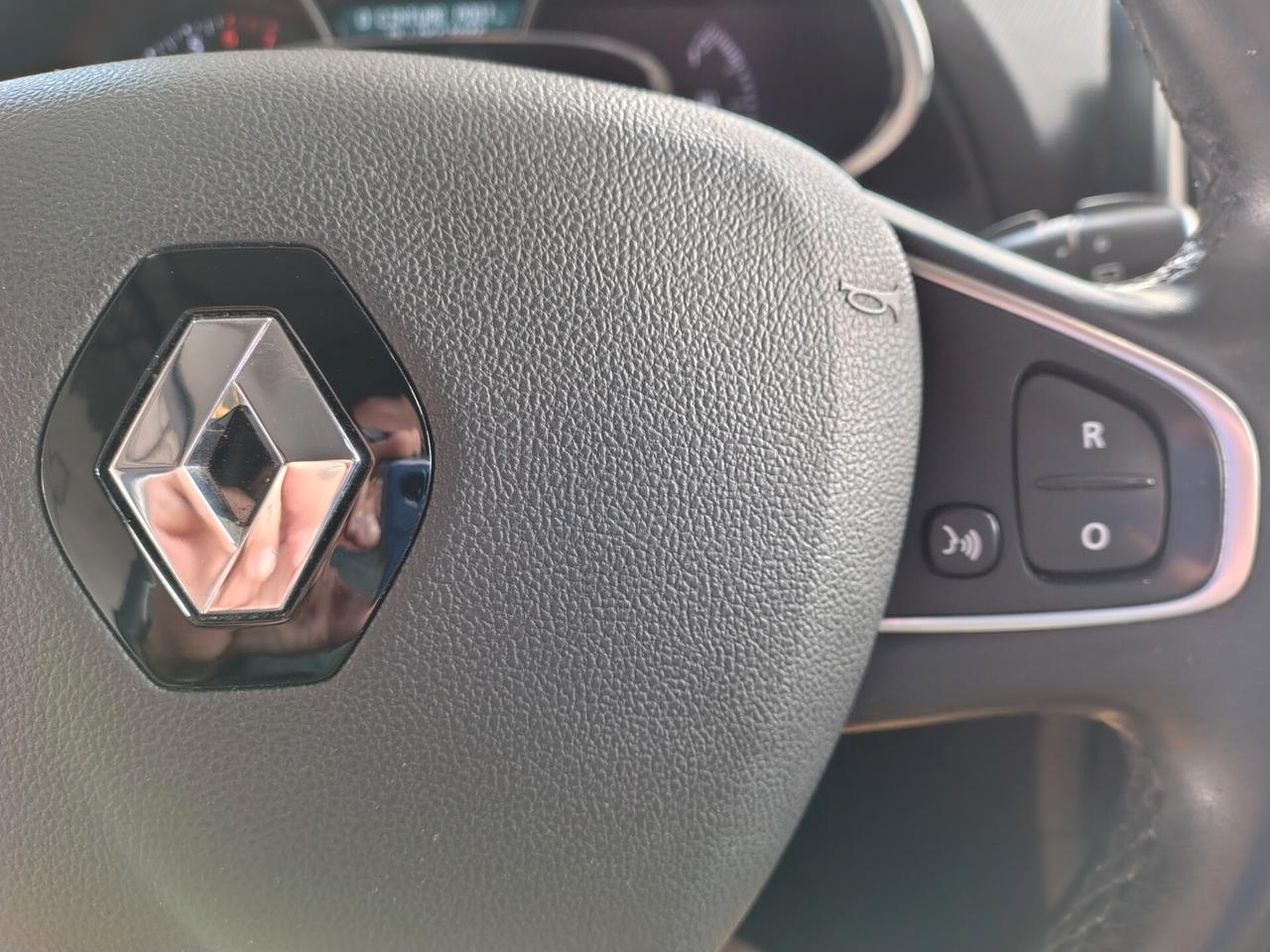 Renault Clio TCe 12V 90 CV 5 porte Moschino Life