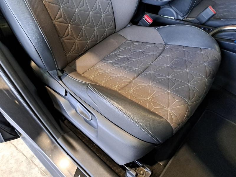 TOYOTA YARIS CROSS 1.5H 92CV E-CVT Lounge