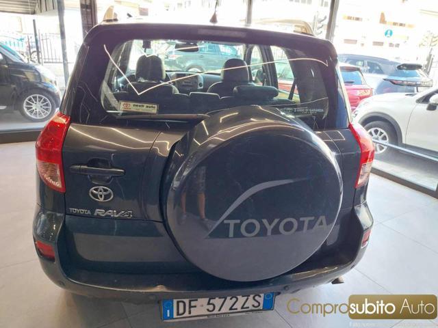 TOYOTA RAV 4 MY23 RAV4 2.0 Sol GPL