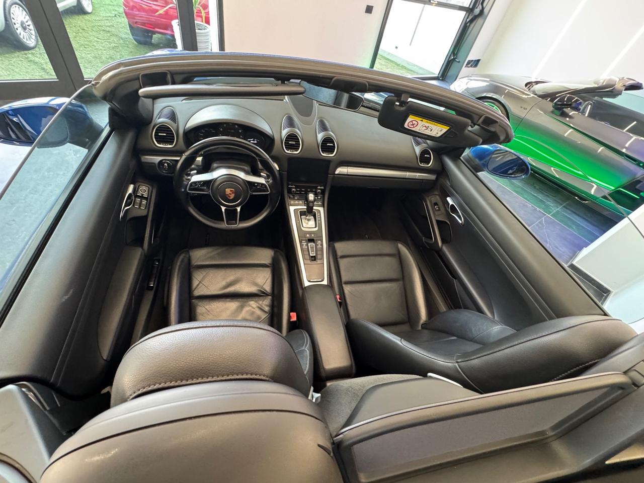 Porsche 718 Spyder Boxster 2.0