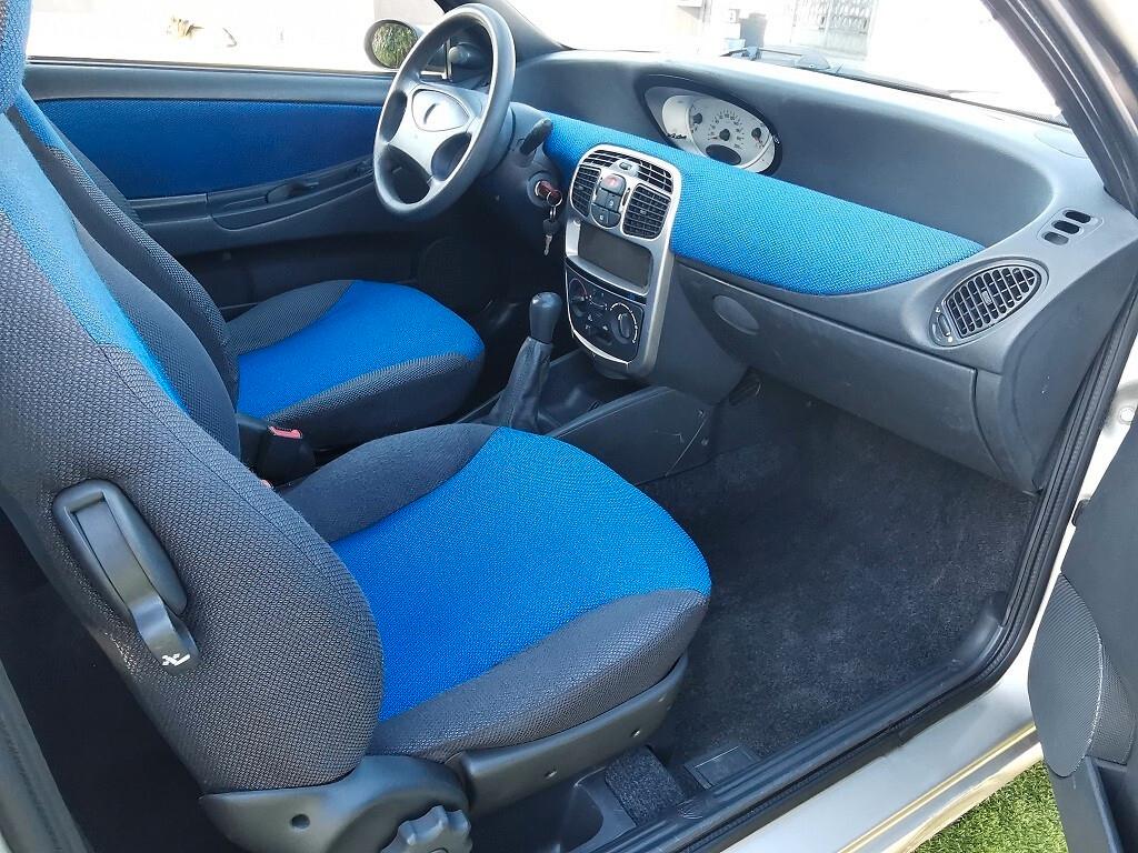 Lancia Y 1.2i cat Elefantino Blu