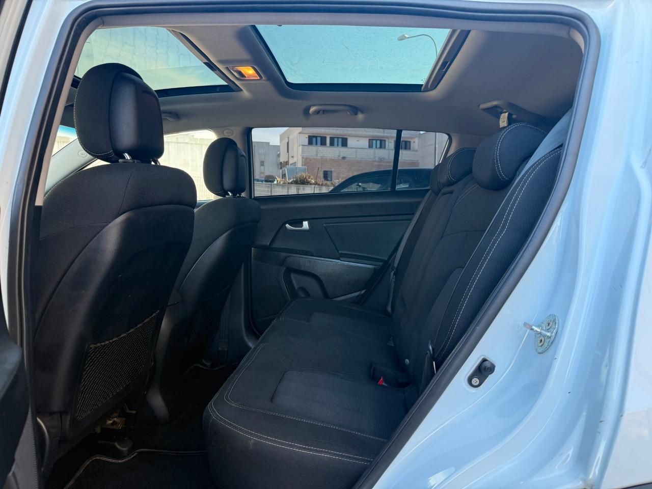 Kia Sportage 2.0 CRDI VGT 2WD Active Tetto Gancio Traino RetroCam