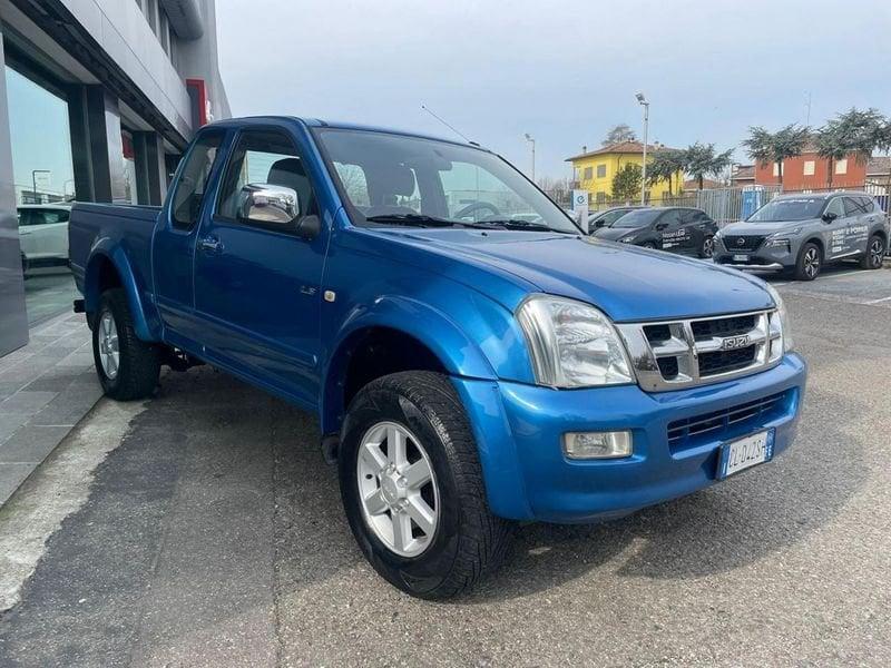 Isuzu D-Max 3.0 TD cat Space Cab 4WD - PREZZO+IVA
