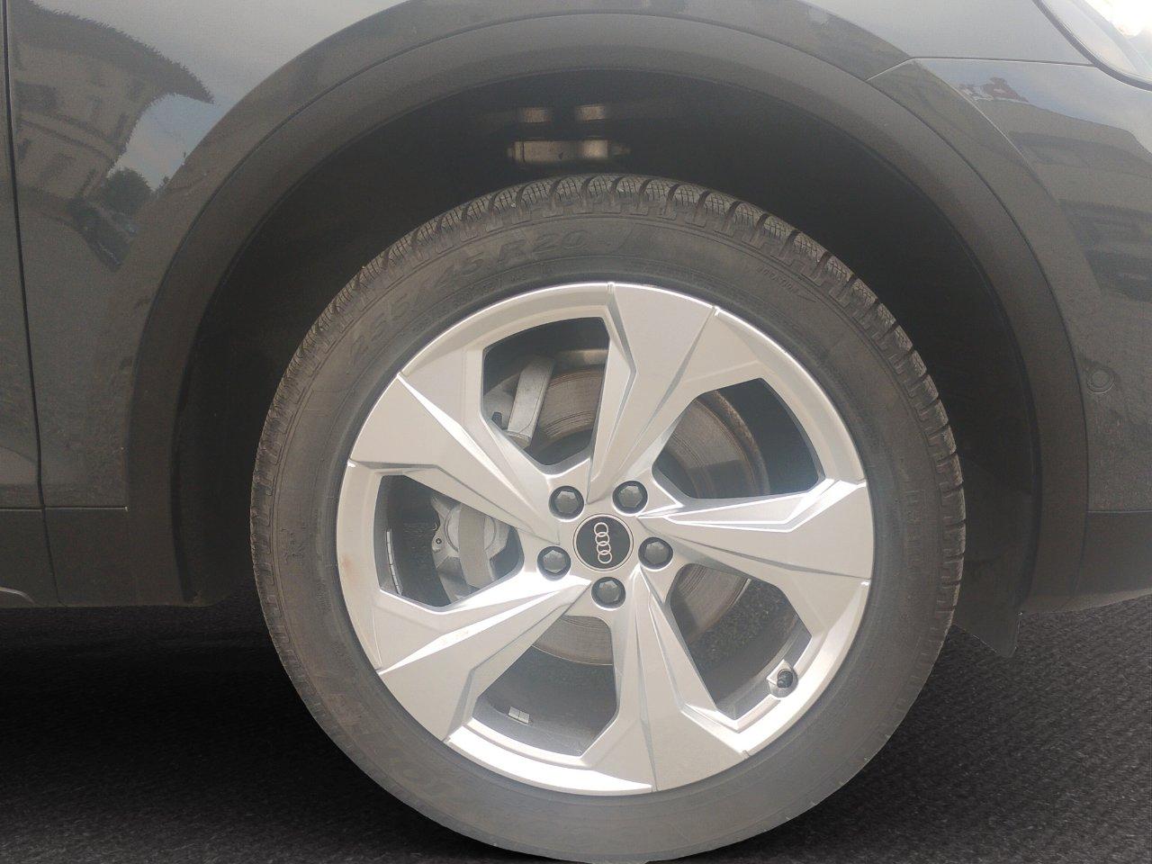 Audi Q5 40 2.0 tdi mhev 12V.quattro s-tronic.CERCHI 20