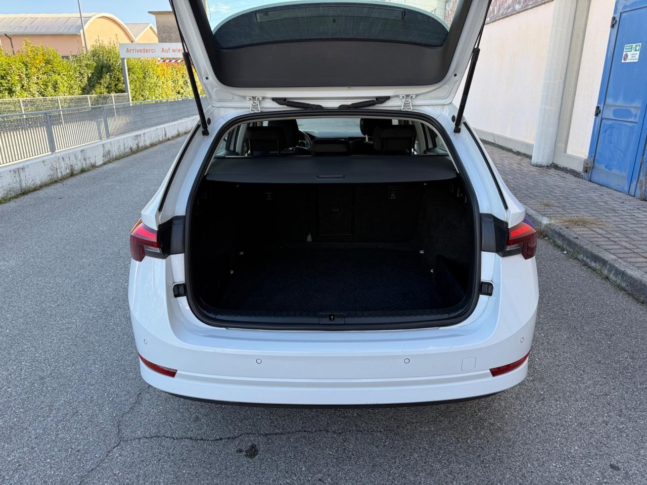 Skoda Octavia 2.0 TDI EVO SCR 150 CV DSG Wagon Executive