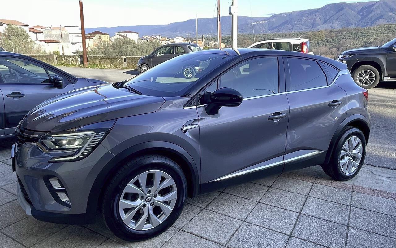 Renault Captur Blue dCi 8V 115 CV Intens Navi Telecamera Fari full led Bicolore