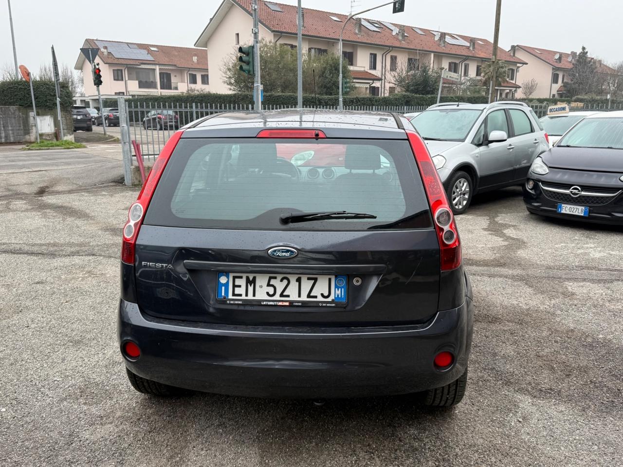 Ford Fiesta 1.2 16V 5p. Ghia