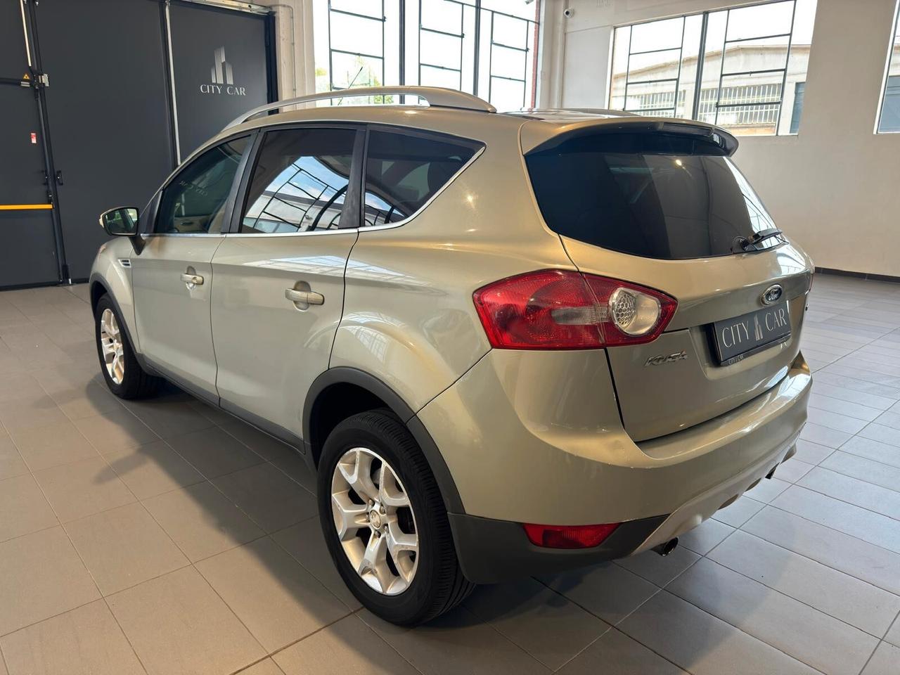 Ford Kuga 2.0 TDCi 136 CV 4WD Titanium DPF