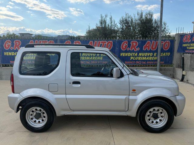 SUZUKI Jimny 1.5 DDiS 4WD GANCIO TRAINO