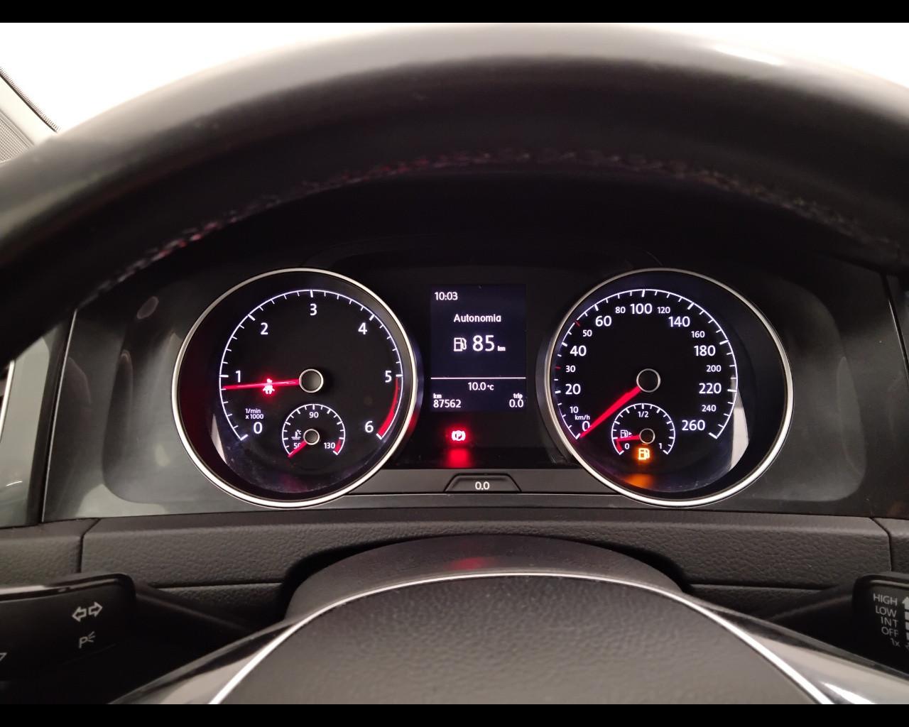 VOLKSWAGEN Golf VII 2017 5p - Golf 5p 1.6 tdi Trendline 90cv
