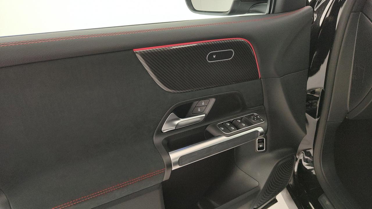 Mercedes-Benz GLB 200 d 4MATIC