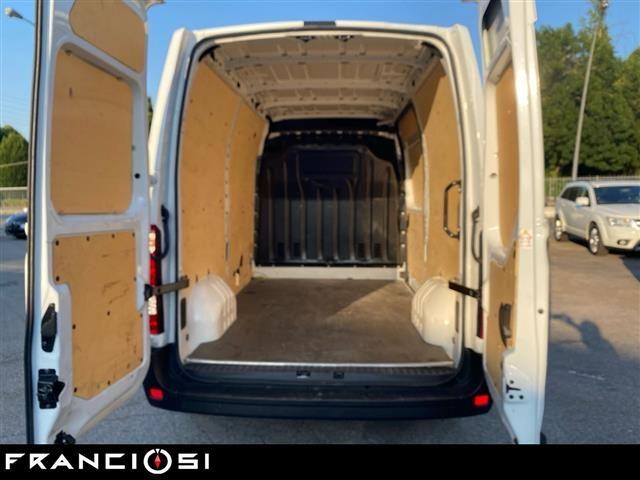 RENAULT Master T35 2.3 dci 135cv L2H2 Ice