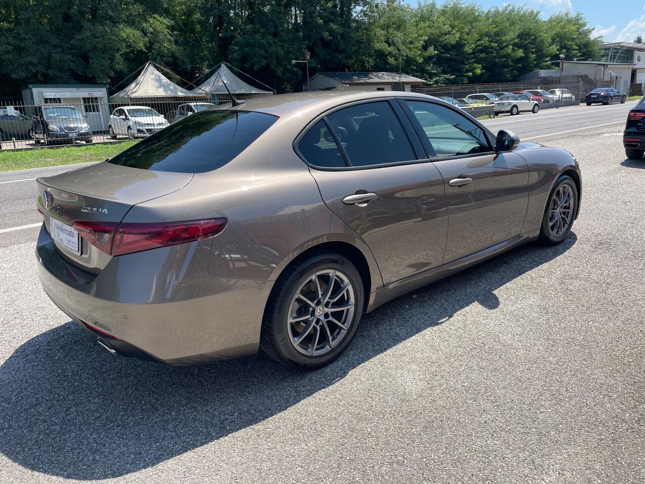Alfa Romeo Giulia 2.2 Turbodiesel 180 CV Executive
