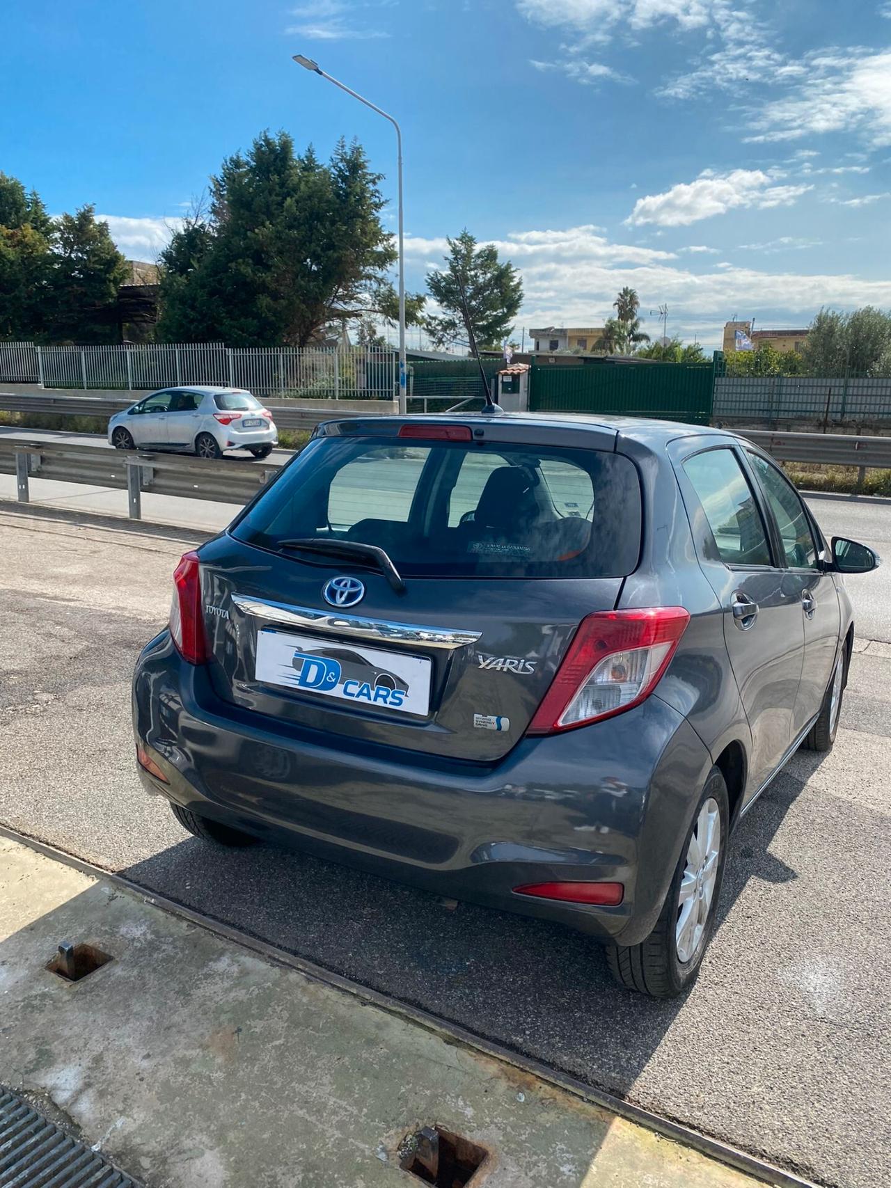 Toyota Yaris 1.5 Hybrid 5 porte Active